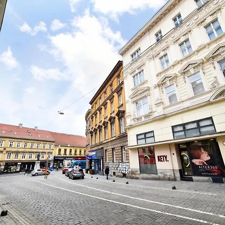 Deluxe Apartments Ria Zagreb Exterior photo